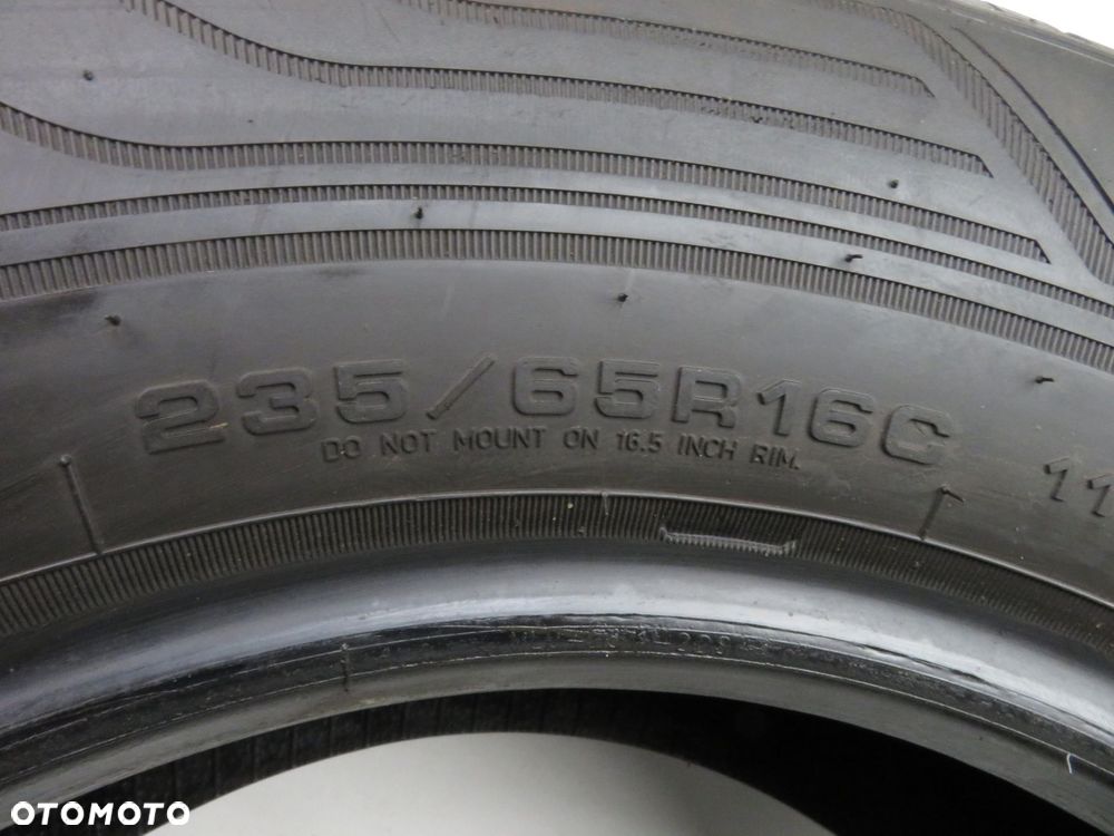 2x 235/65R16C OPONY Goodyear Vector 4Season Cargo - 7
