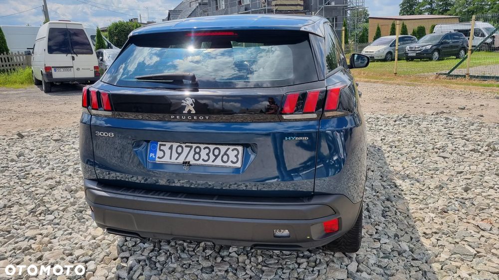 Peugeot 3008 1.6 PureTech HYbrid GT Line S&S EAT8 - 8