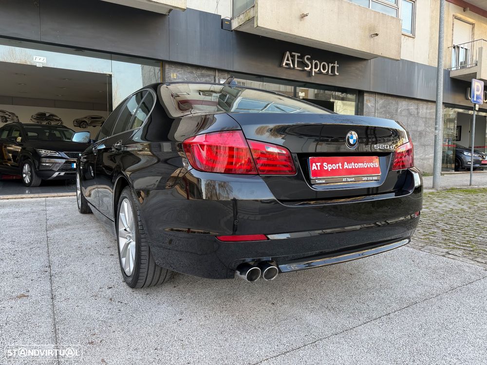 BMW 520 d Line Luxury Auto - 52