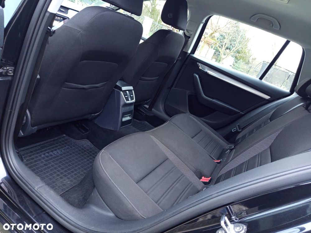 Skoda Octavia 1.6 TDI Style - 8