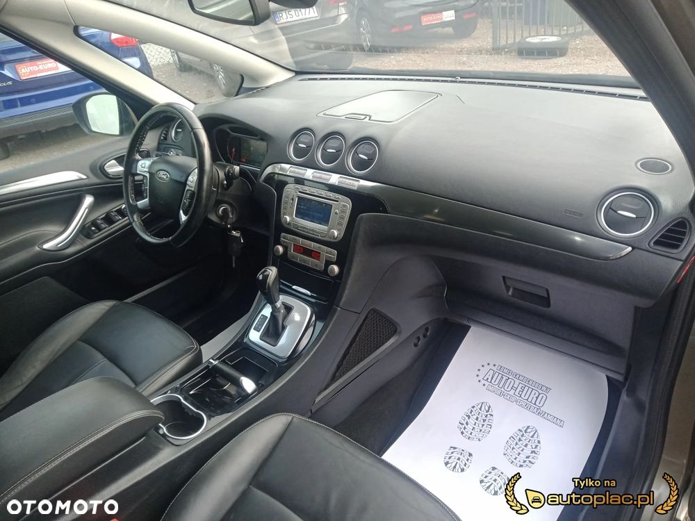 Ford S-Max 2.0 TDCi DPF Titanium X - 19