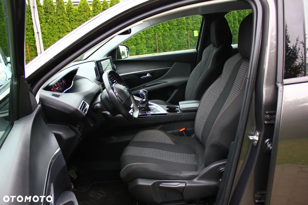 Peugeot 3008 1.5 BlueHDi Allure Pack S&S - 25