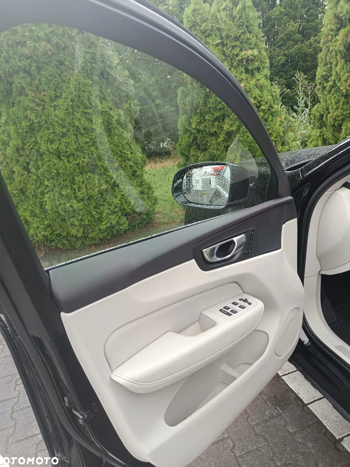 Volvo XC 60 T5 AWD Momentum - 29