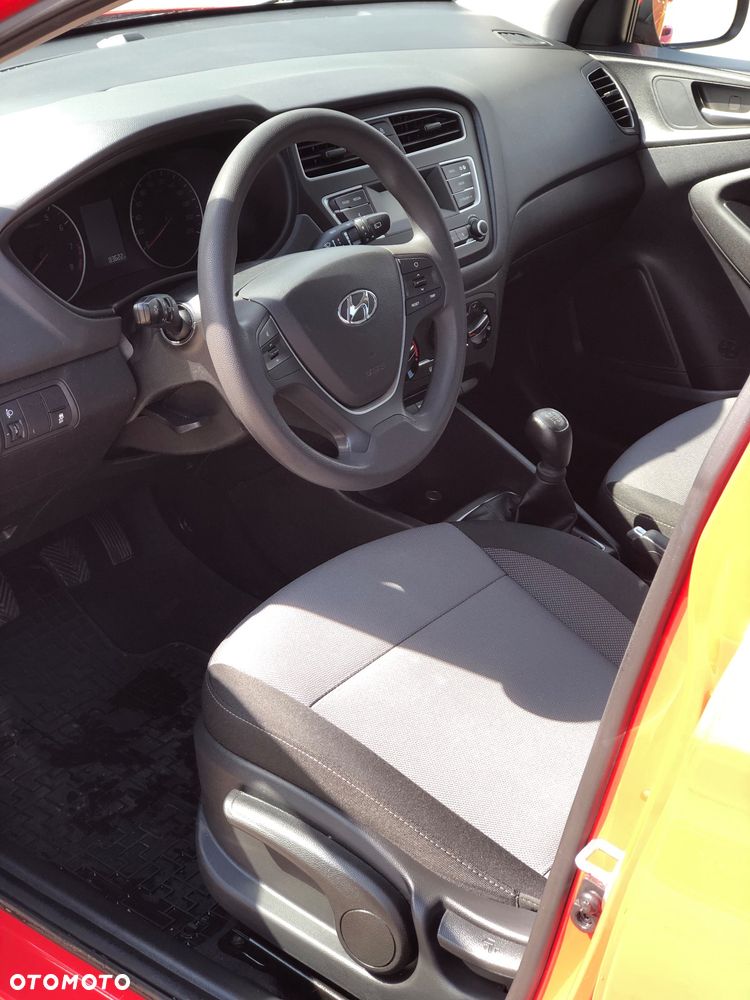 Hyundai i20 1.2 GO - 16