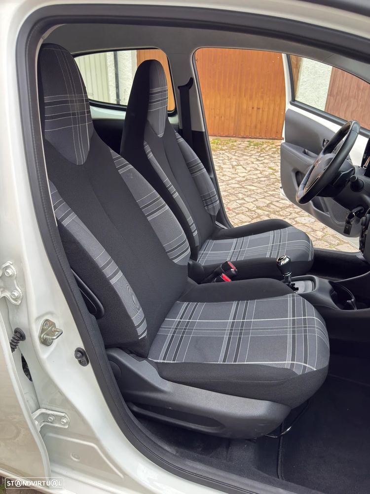 Peugeot 108 1.0 VTi Style ETG5 - 9