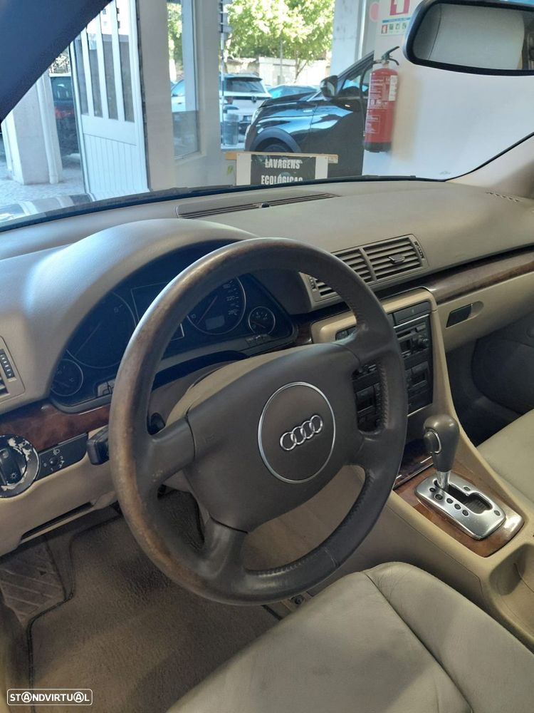Audi A4 1.8 T Multitronic - 13
