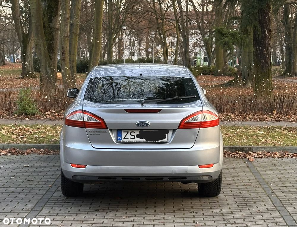 Ford Mondeo 2.0 Trend - 9