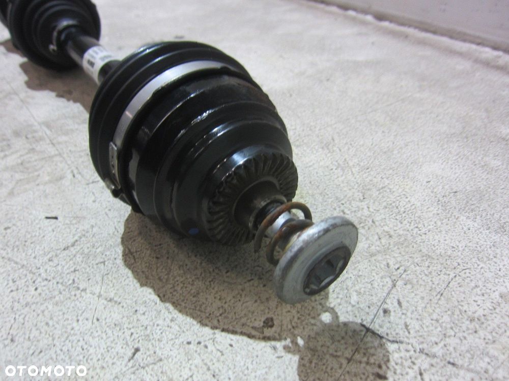 BMW X1 F48 F39 F45 B46 B47 4X4 PÓŁOŚ PRZÓD PRZEDNIA PRAWA 5A2E052 8611938 - 3