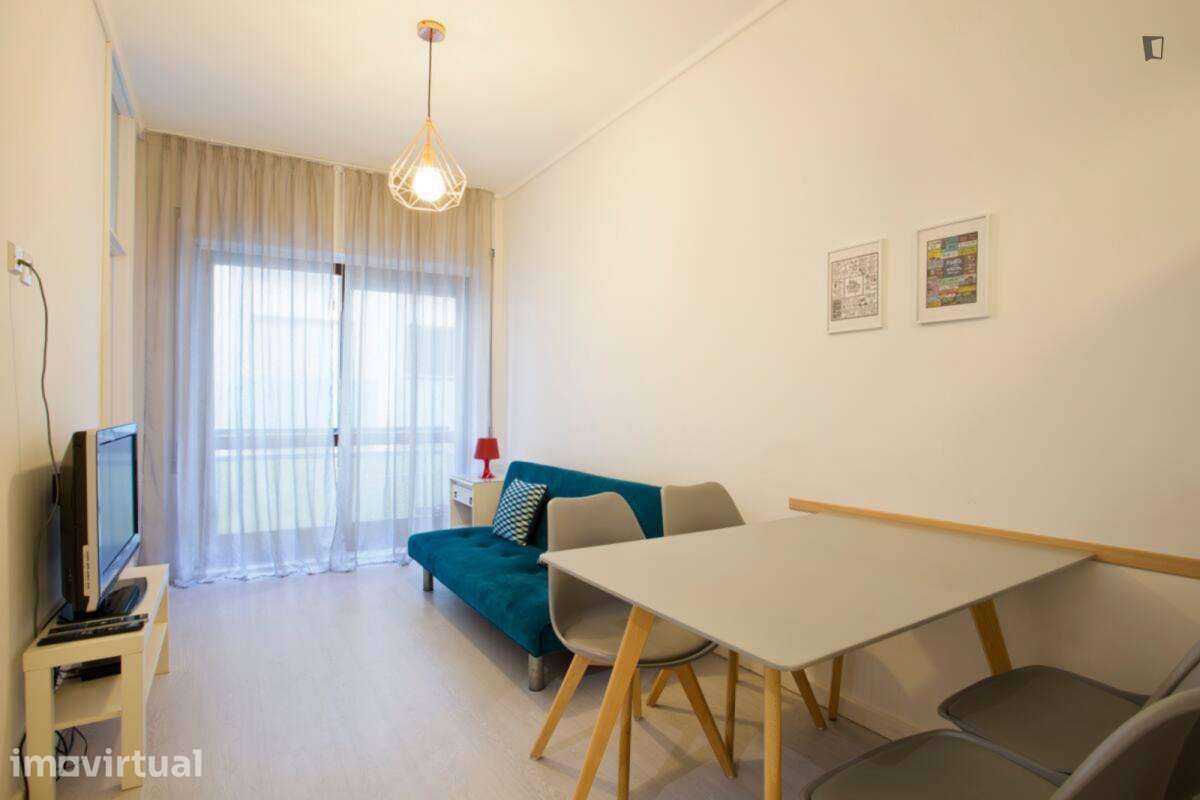 Apartamento com 1 quartos - localizado em Cedofeita Porto - Grande imagem: 5/13