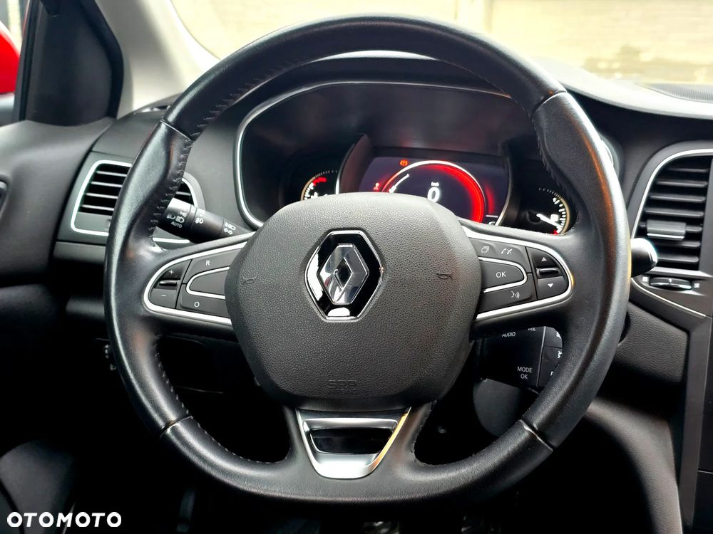 Renault Megane 1.6 SCe Limited 2018 - 24