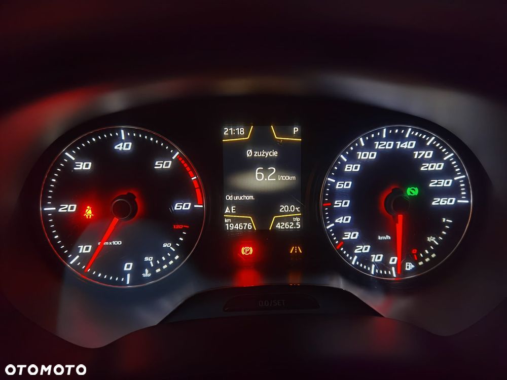 Seat Leon 2.0 TDI FR S&S DSG - 4