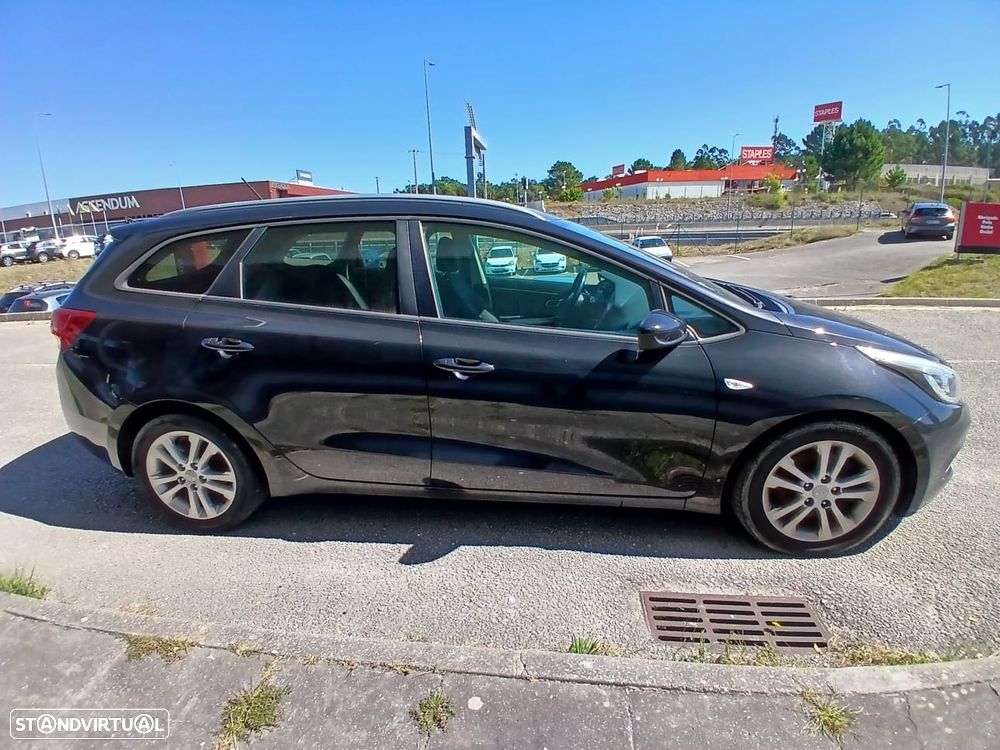 Kia Ceed SW 1.6 CRDi ECO - 6