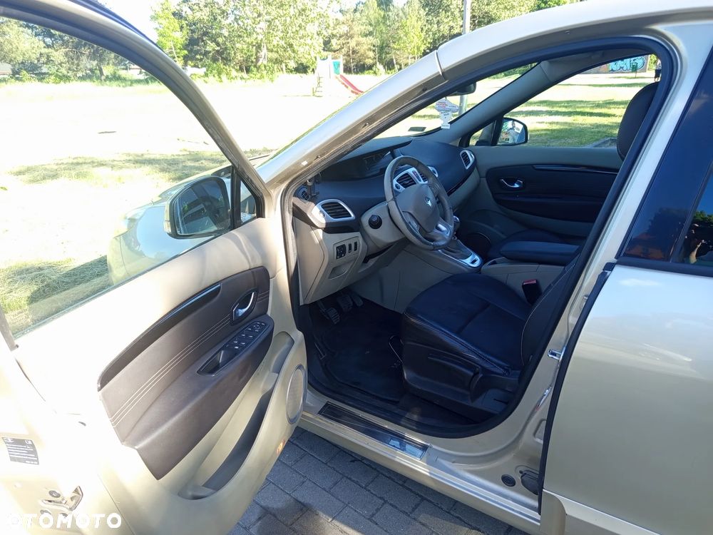 Renault Scenic 1.9 dCi Bose Edition - 29