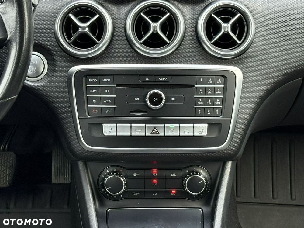 Mercedes-Benz Klasa A 180 (BlueEFFICIENCY) 7G-DCT Urban - 20