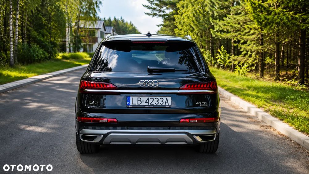 Audi Q7 - 3
