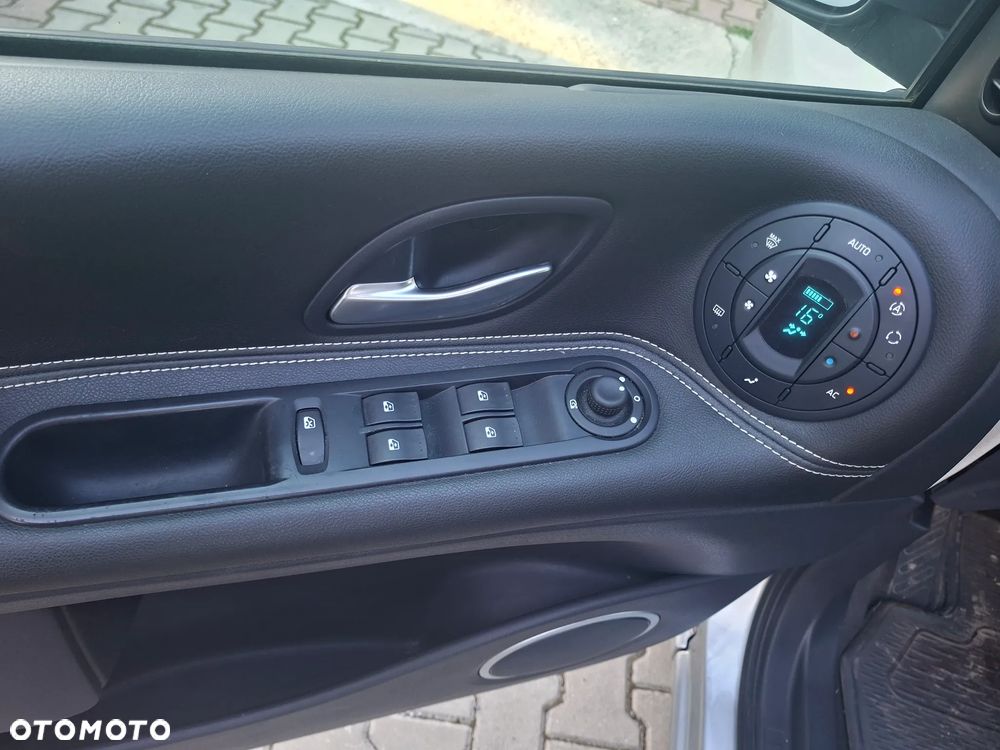 Renault Espace 2.0 dCi Celsium ESM - 28