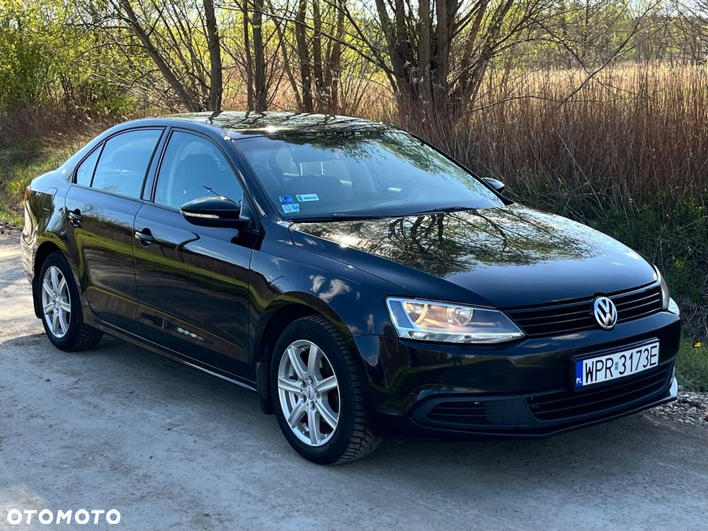 Volkswagen Jetta 1.6 TDI Comfortline - 3
