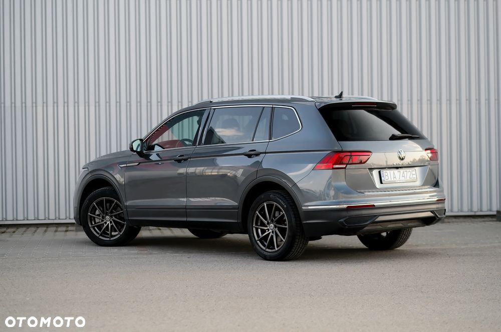 Volkswagen Tiguan - 4