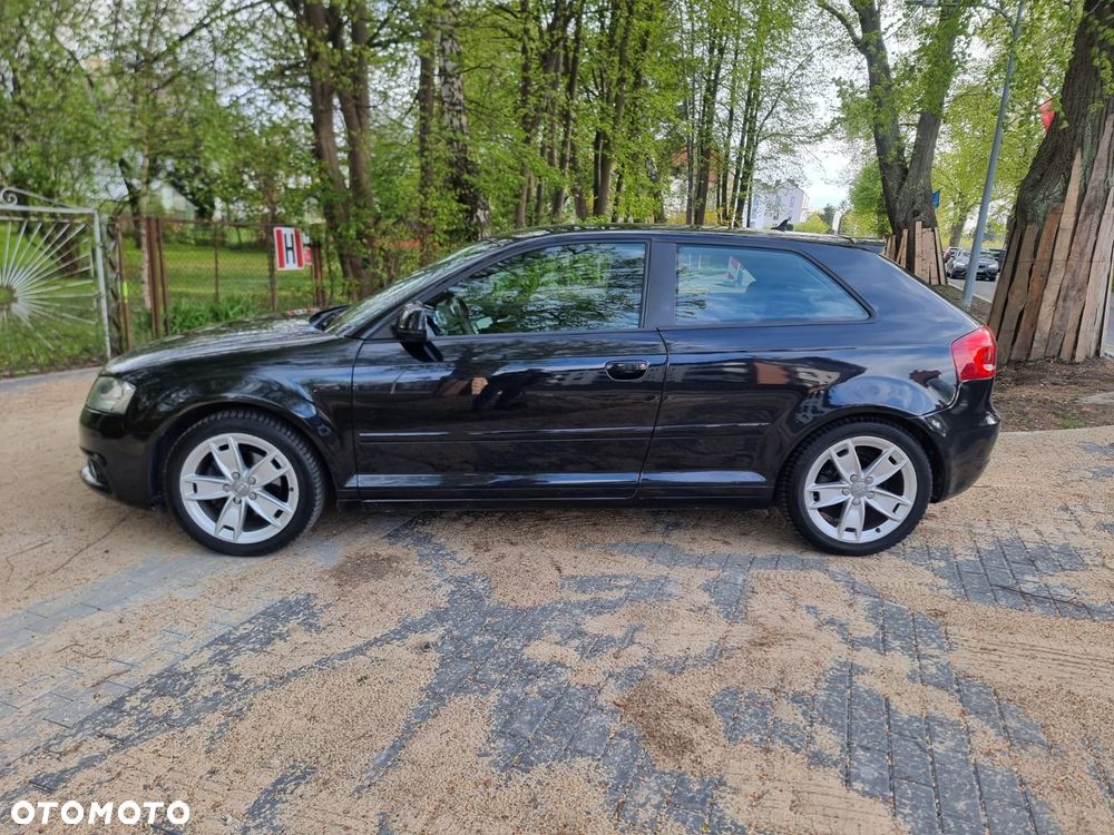 Audi A3 3-drzwiowe 1.8 TFSI Ambition - 3