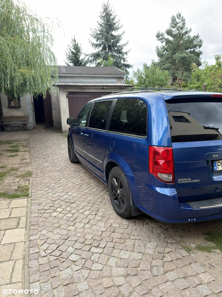 Dodge Grand Caravan - 3