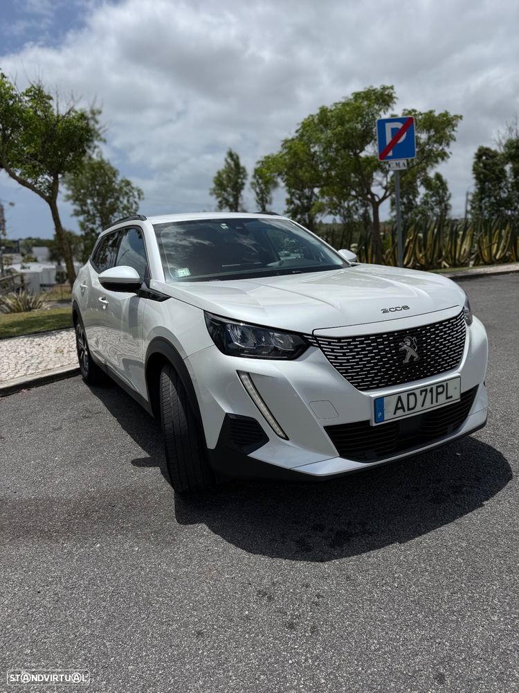 Peugeot e-2008 50 kWh GT Pack - 3