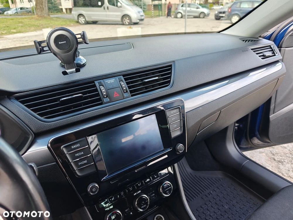 Skoda Superb 2.0 TDI Active - 15