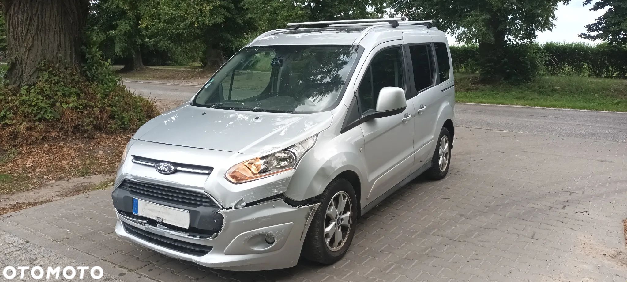Ford Tourneo Connect Grand - 1