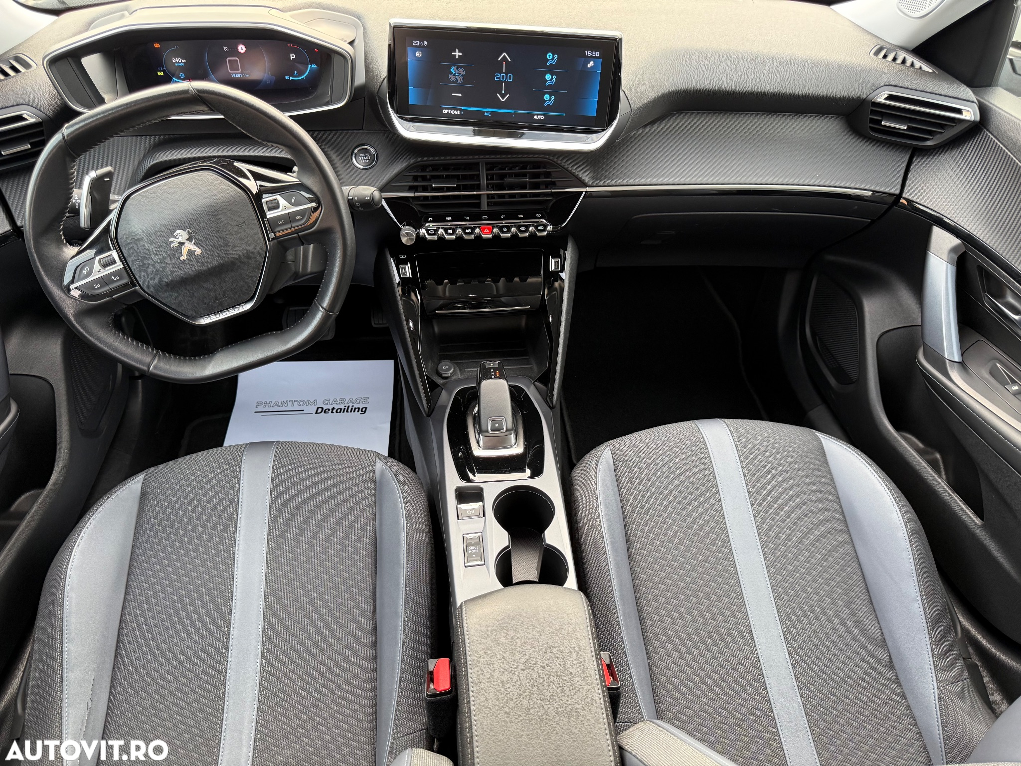 Peugeot 2008 1.5 BlueHDI 130 S&S EAT8 Allure - 4