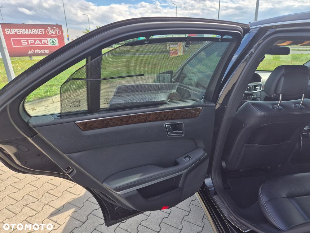 Mercedes-Benz Klasa E 220 CDI BlueEff Edition 125 - 11