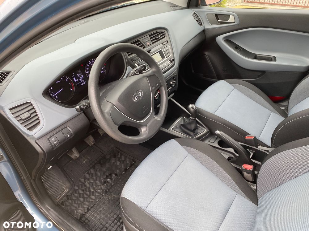 Hyundai i20 1.2 Classic Plus - 20