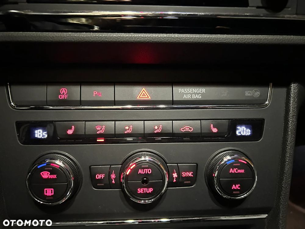 Seat Leon 1.6 TDI Start&Stop DSG Style - 18