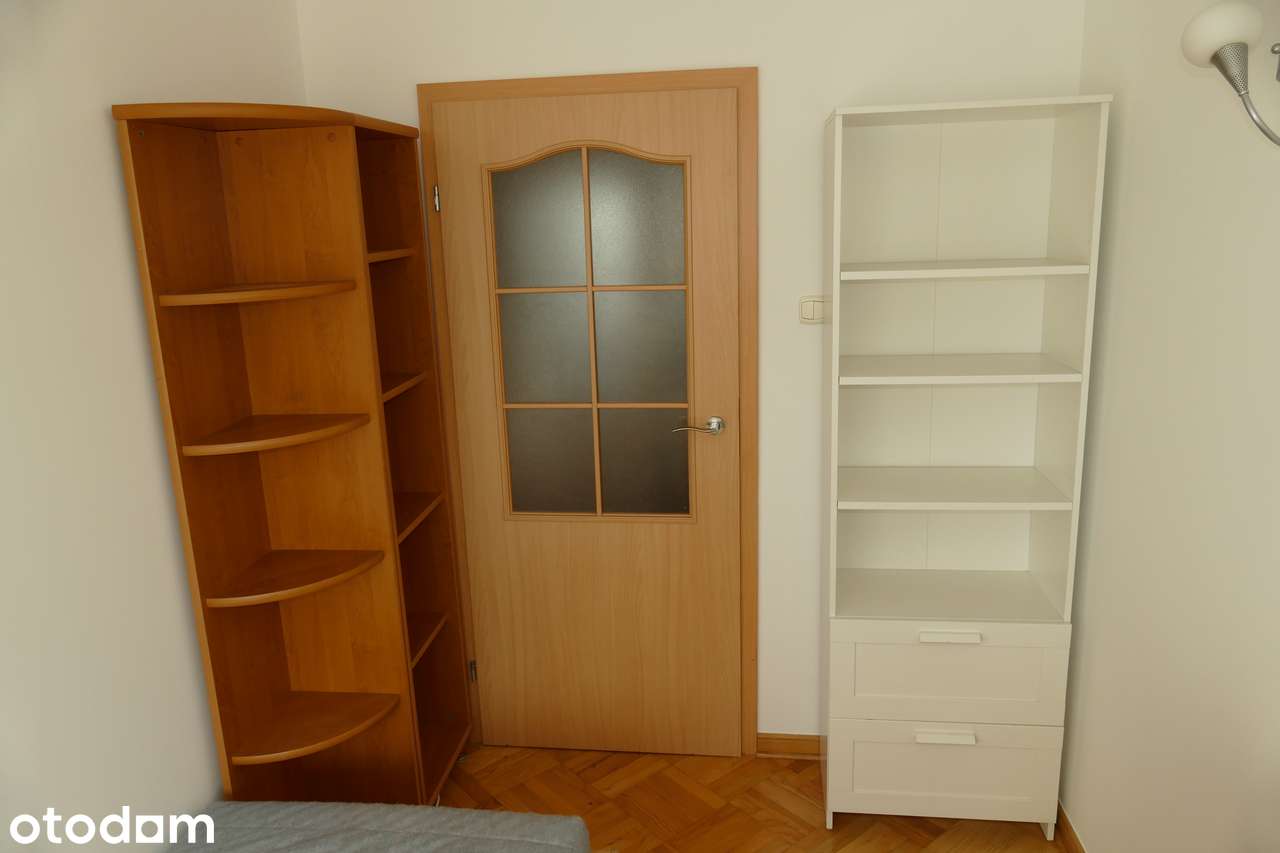 Bardzo ciche 3-pok umeblowane mieszkanie 1 Sierpnia