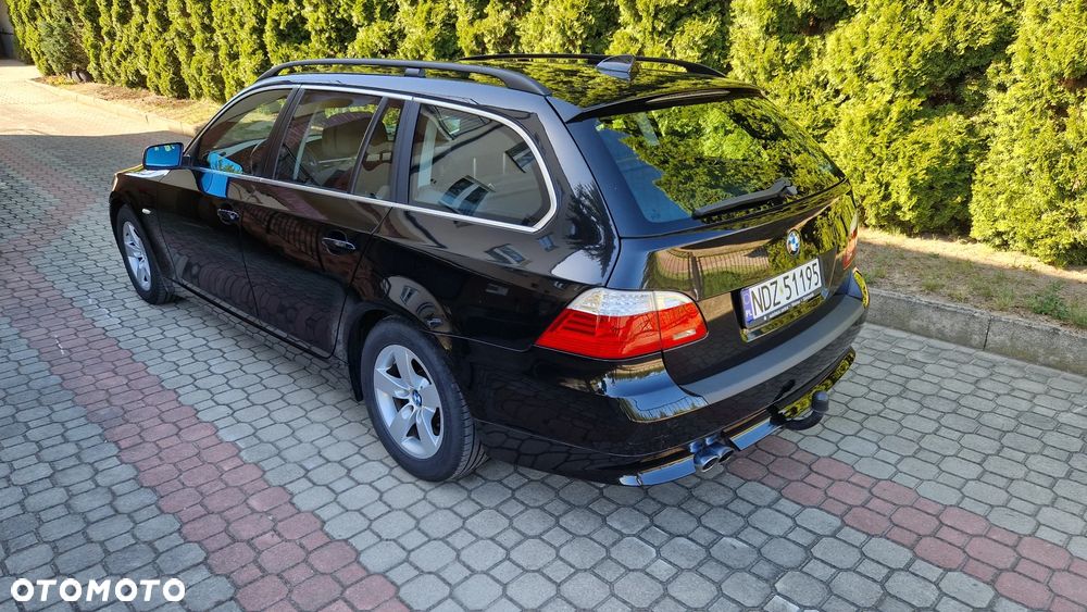 BMW Seria 5 525d - 10