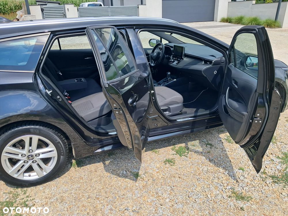 Toyota Corolla 1.8 Hybrid Active - 27