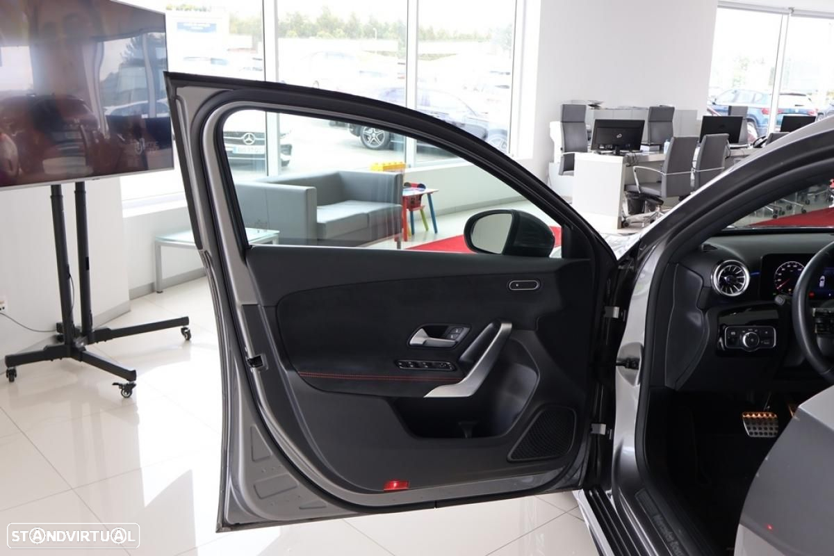 Mercedes-Benz A 200 d AMG Line Aut. - 24