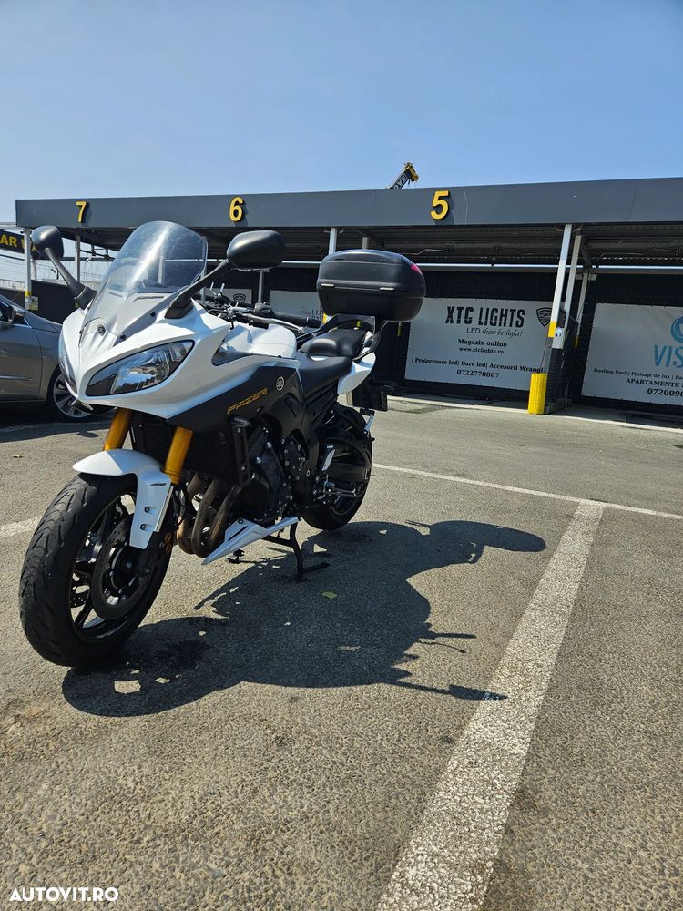 Yamaha FZ-8 Fazer - 1