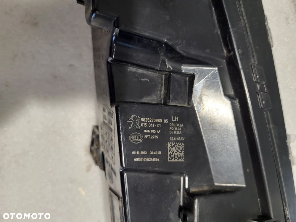 Peugeot 308 T10  Światła do jazdy dziennej Przód strona lewa 9835230980 - 4