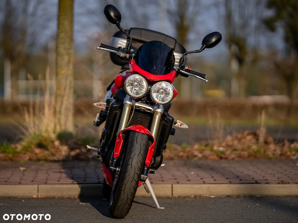 Triumph Street Triple - 4