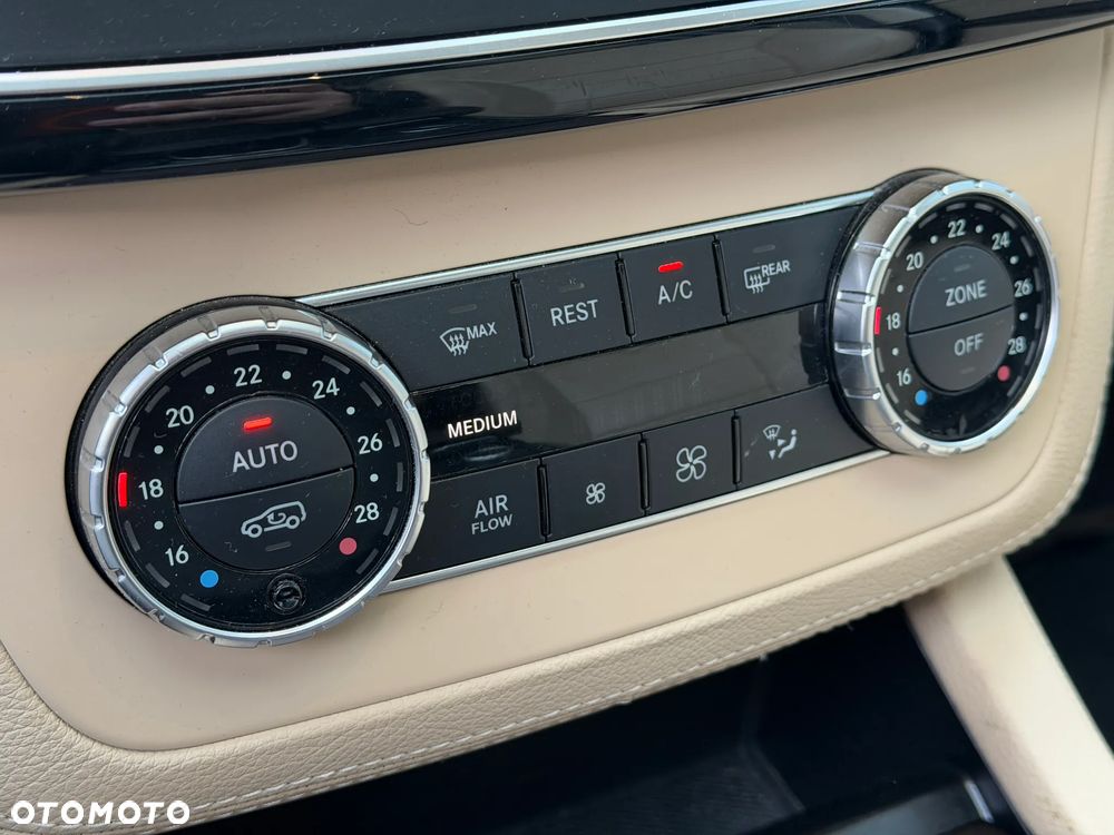 Mercedes-Benz GLS 350 d 4Matic 9G-TRONIC AMG Line - 33