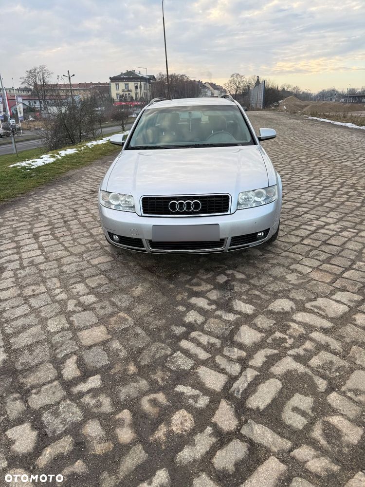 Audi A4 Avant - 5
