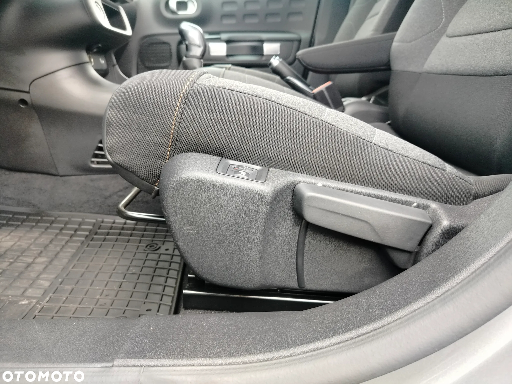 Citroën C3 1.2 PureTech Shine - 12