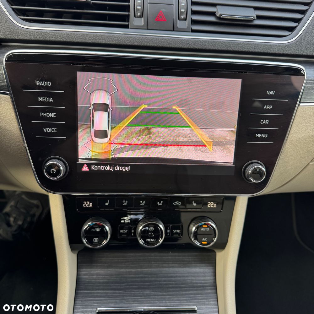 Skoda Superb 2.0 TSI Style DSG - 35