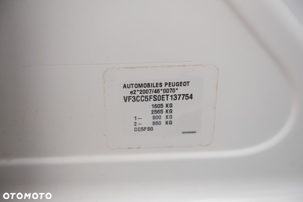Peugeot 208 120 VTI Intuitive - 29