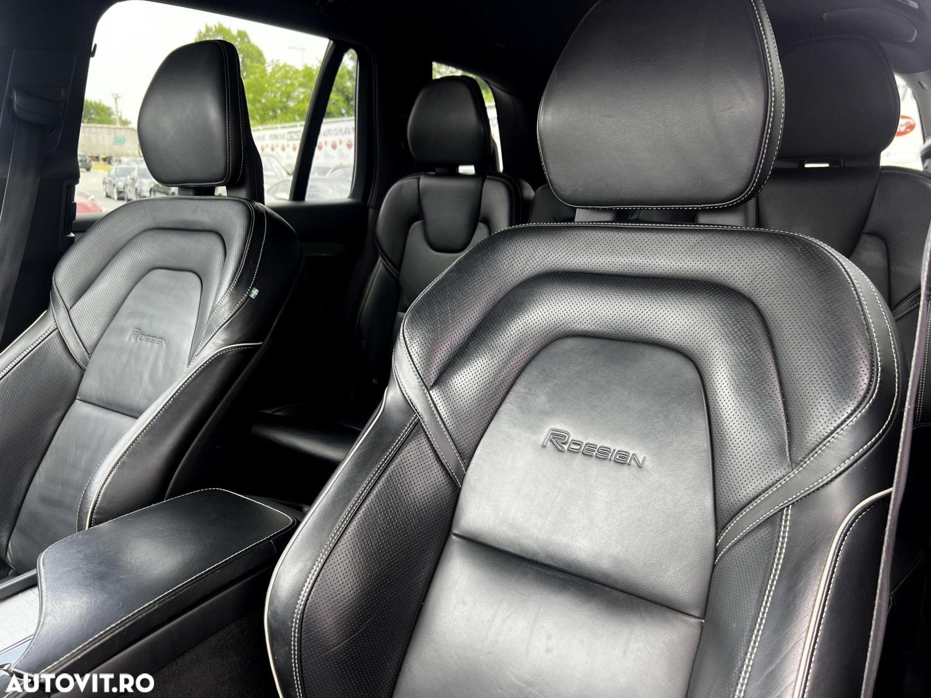 Volvo XC 90 - 35