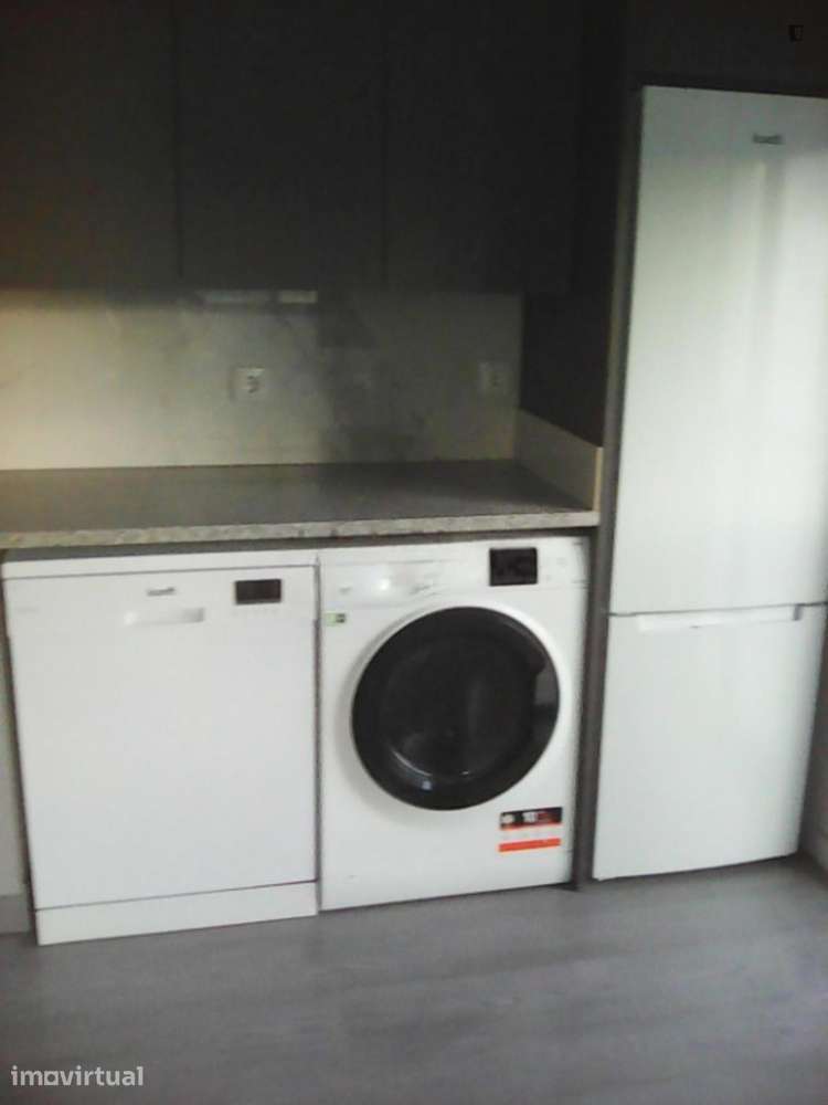 Quarto - localizado em Viana do castelo - Grande imagem: 5/10