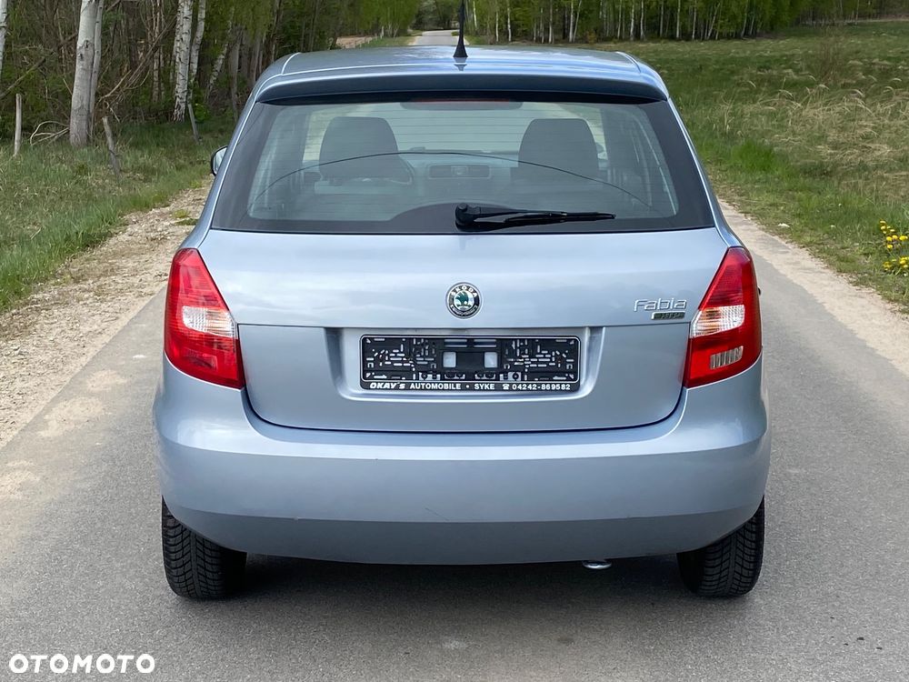 Skoda Fabia 1.2 HTP Ambiente - 6