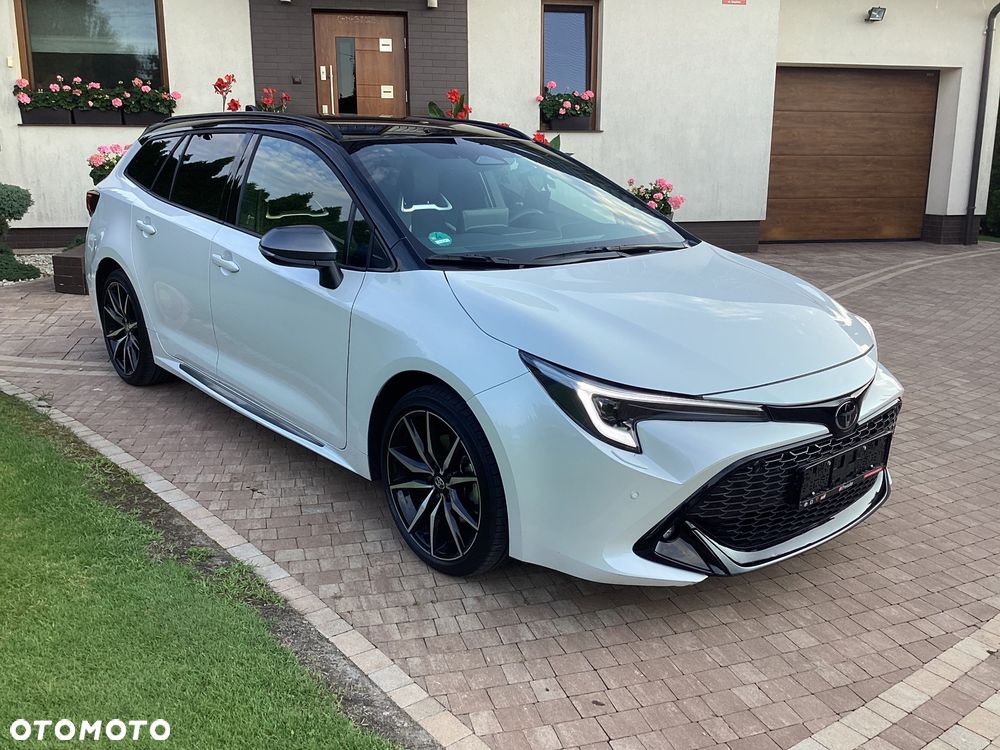 Toyota Corolla 2.0 Hybrid GR Sport - 4