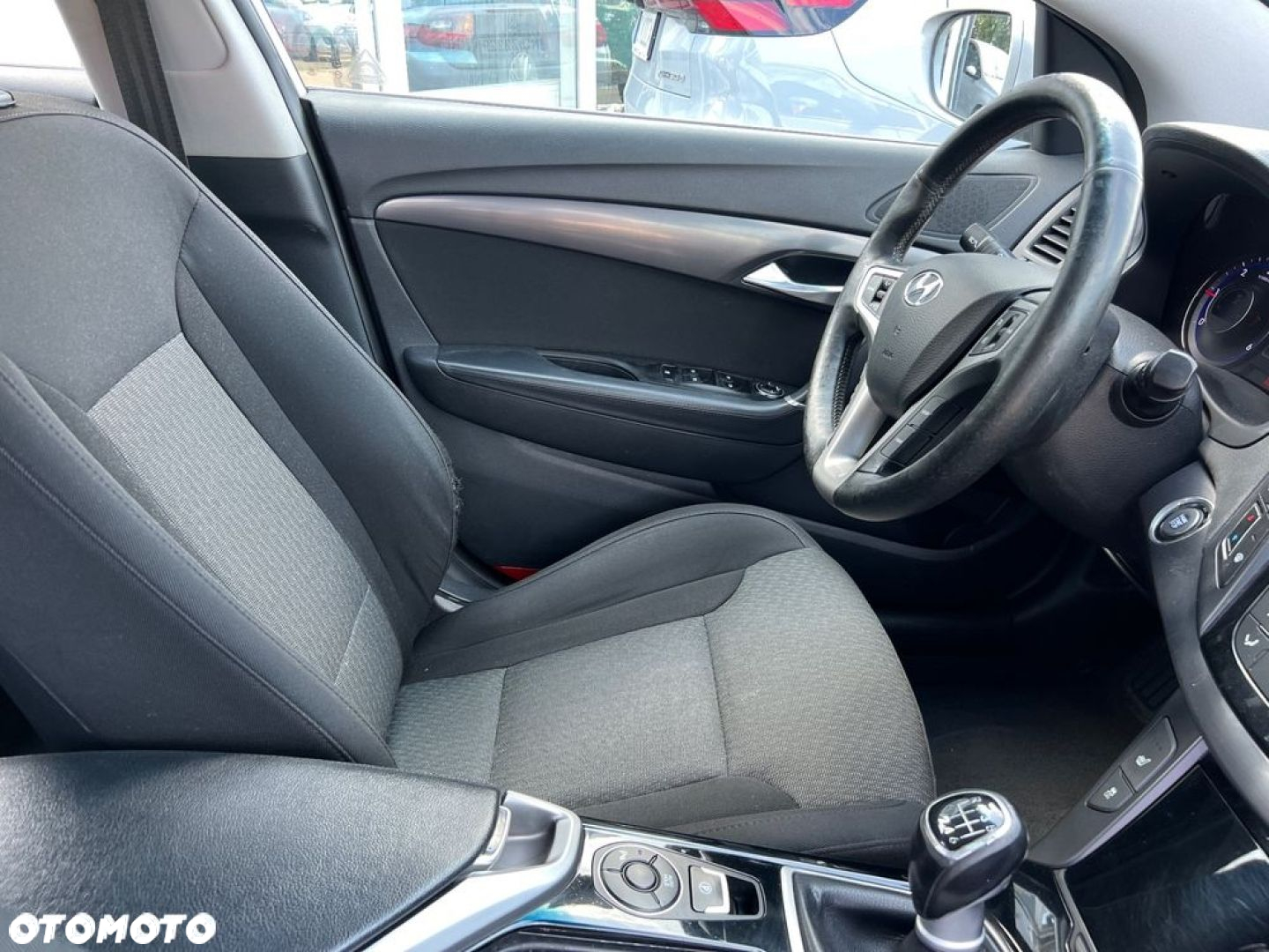 Hyundai i40 i40cw 1.7 CRDi Premium - 27