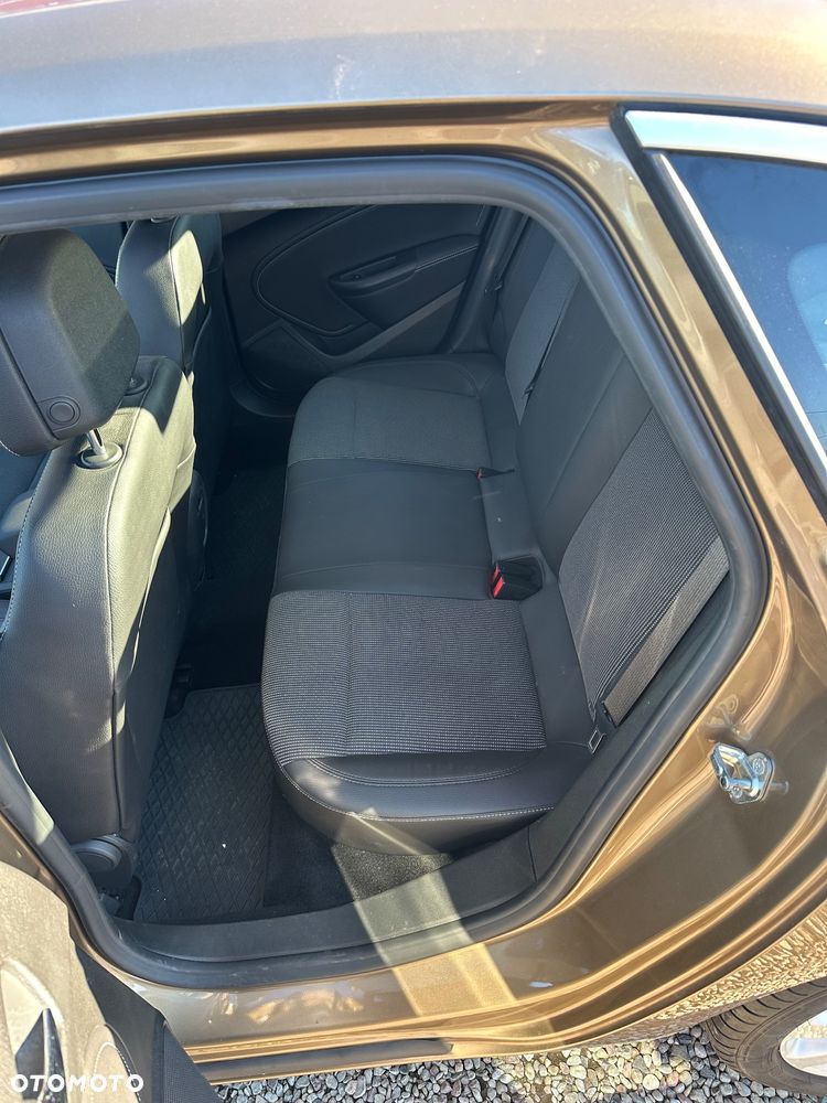 Opel Astra 1.4 Turbo - 15