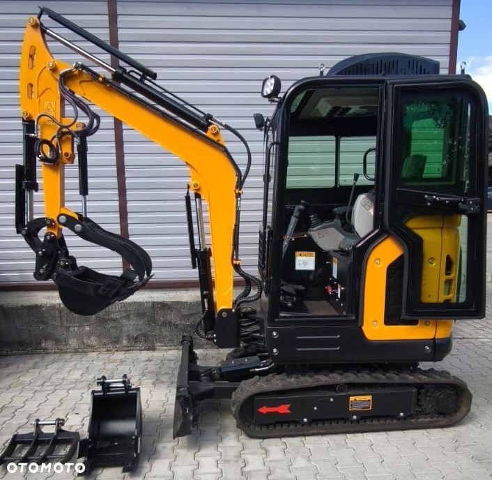Inny NOWA MINIKOPARKA 2.4T KUBOTA D1105 - 1